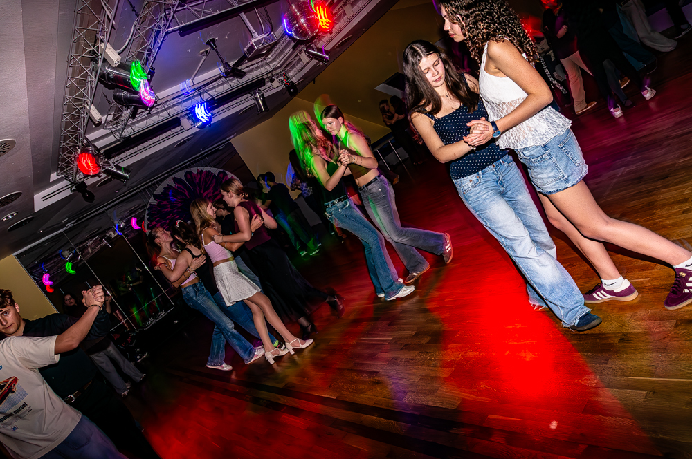 20251206Huckepackparty unbenannte Fotosession 09993